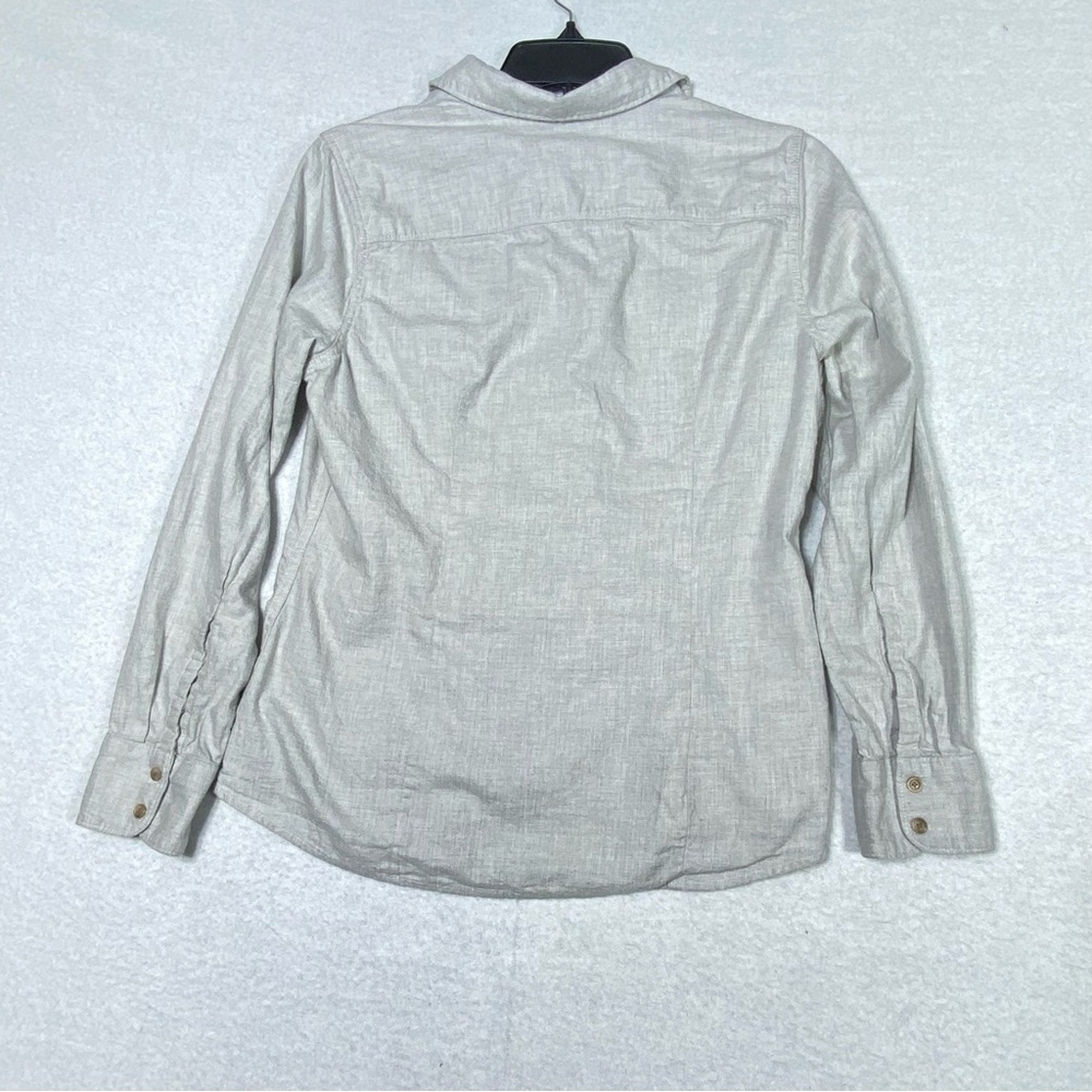 Eddie Bauer Button Down Shirt Womens PM Gray Collared Long Sleeve Pockets Casual - Picture 9 of 16